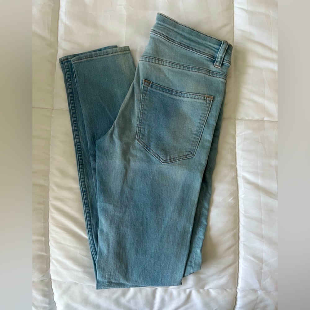 H&M jeans size 6
